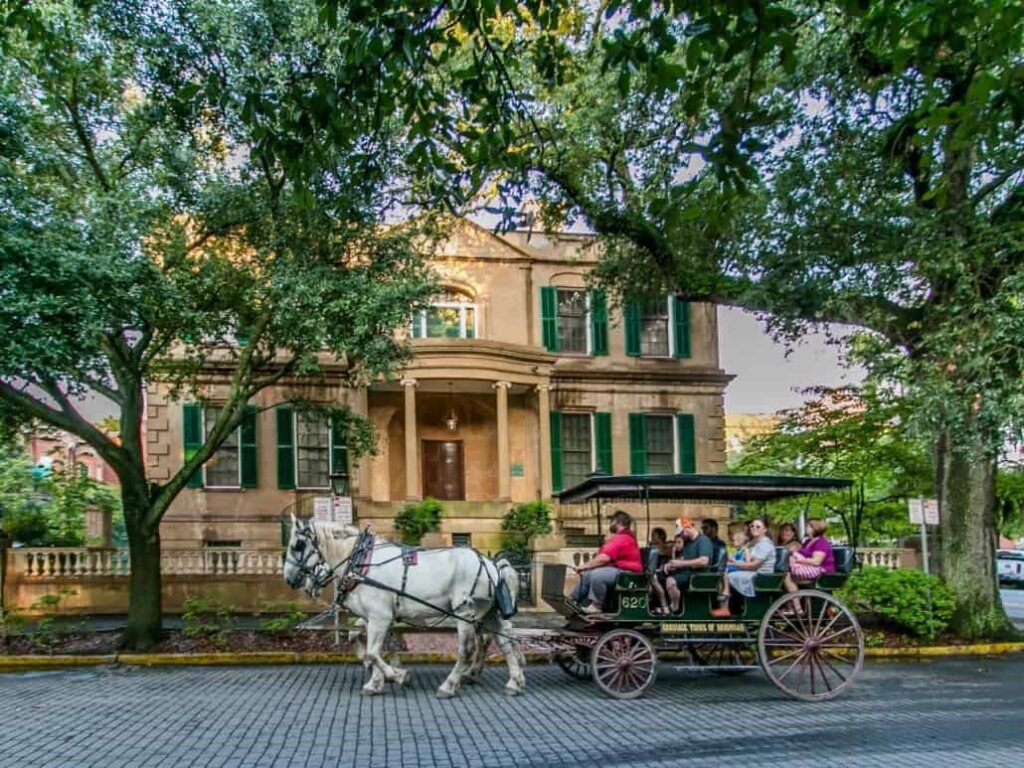 Savannah Tour Pass with carriage tour
