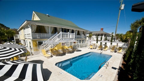 Georgianne Inn & Suites